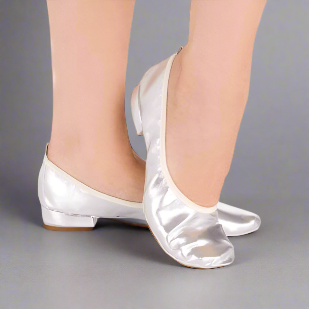 Body Wrappers Angelo Luzio Veena Metallic Foldable Slipper
