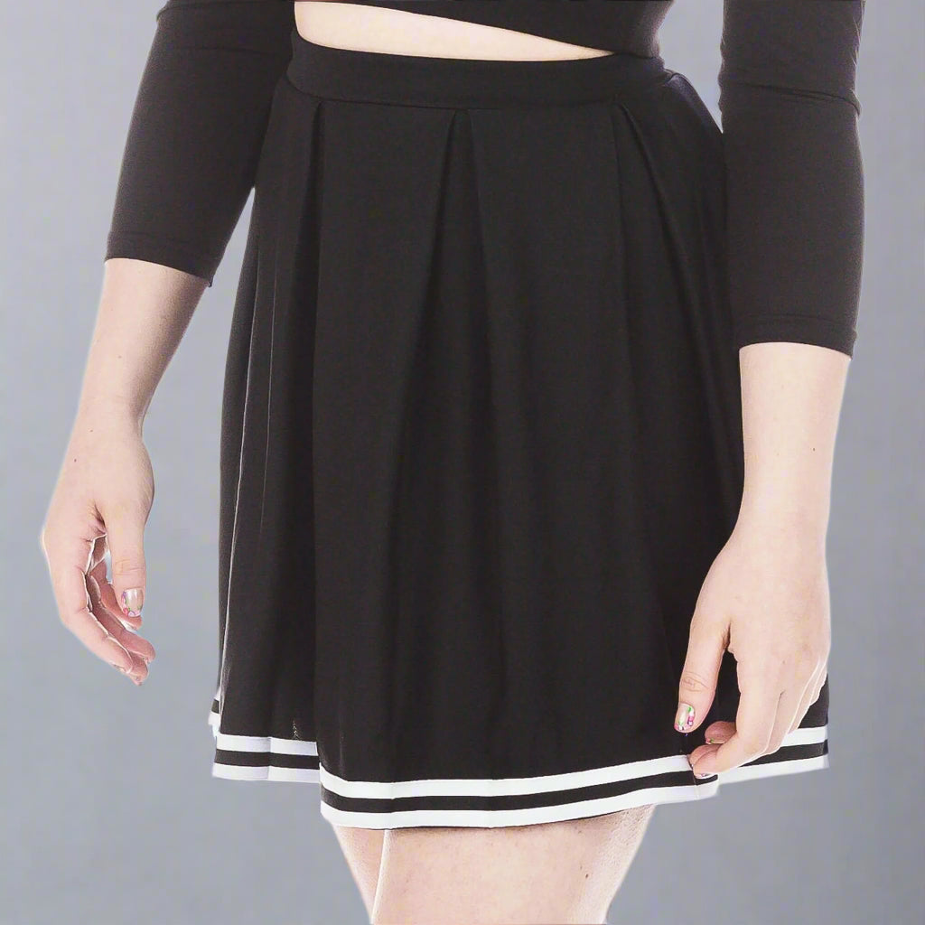 Danzcue Adult Knit Pleat Cheerleading Skirt - Black/White